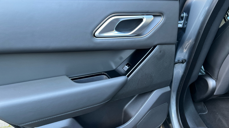 Land Rover Range Rover Velar 2.0 D200 MHEV Dynamic HSE 5dr Auto Diesel Estate